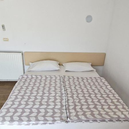 Daisy Apartment Ajdovščina Exterior foto